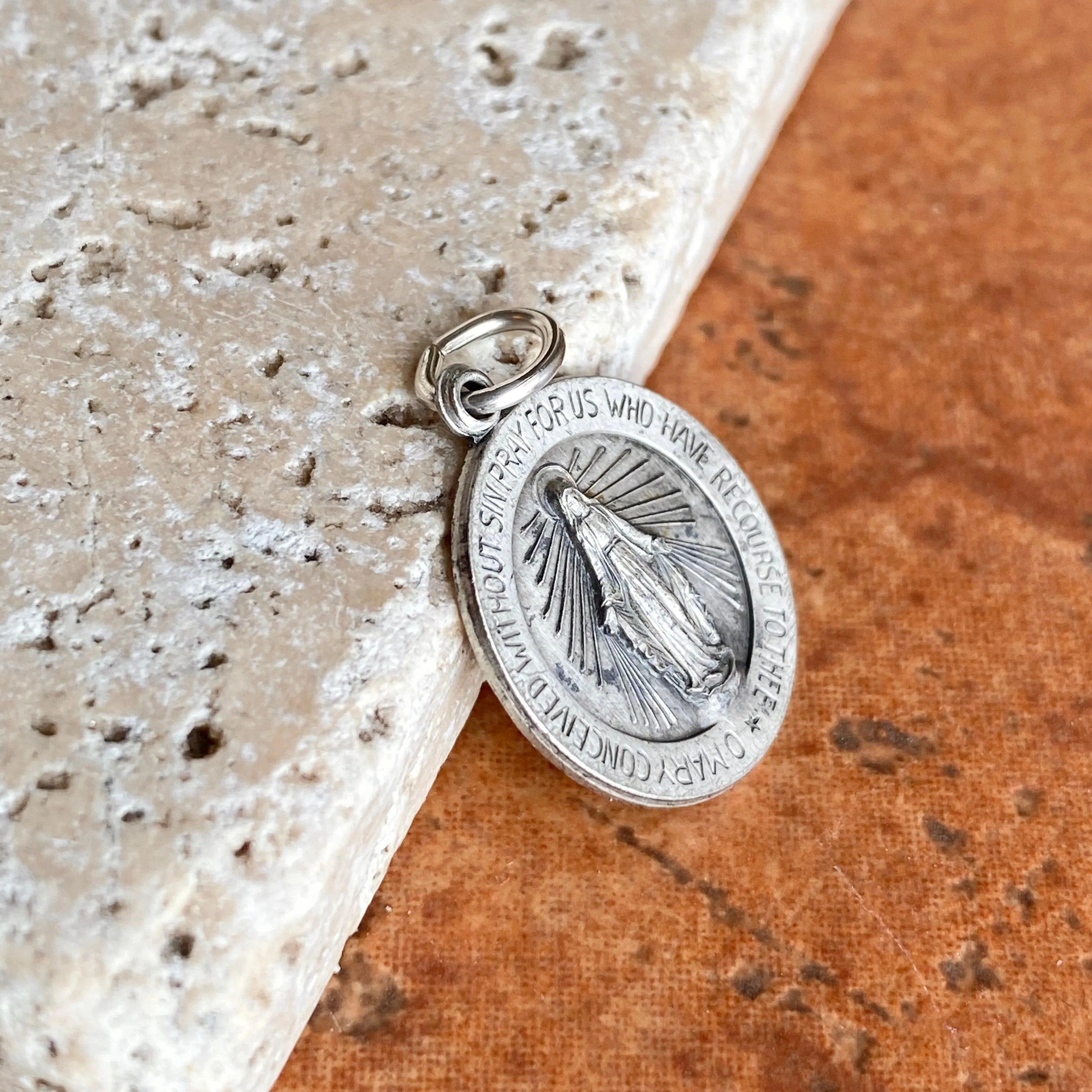 Sterling Silver Antiqued Miraculous Medal Round Pendant 18mm