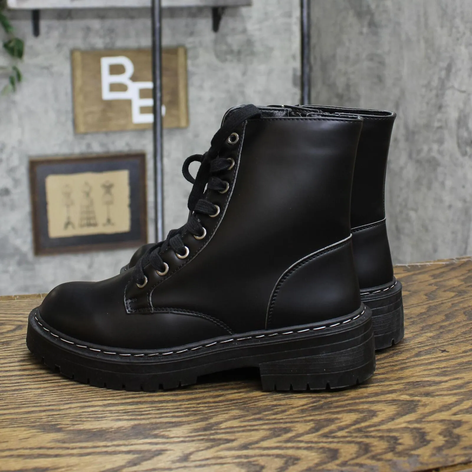 Sugar Womens Kaedy Faux Leather Combat & Lace-up Boots SGR-KAEDY Black 8M