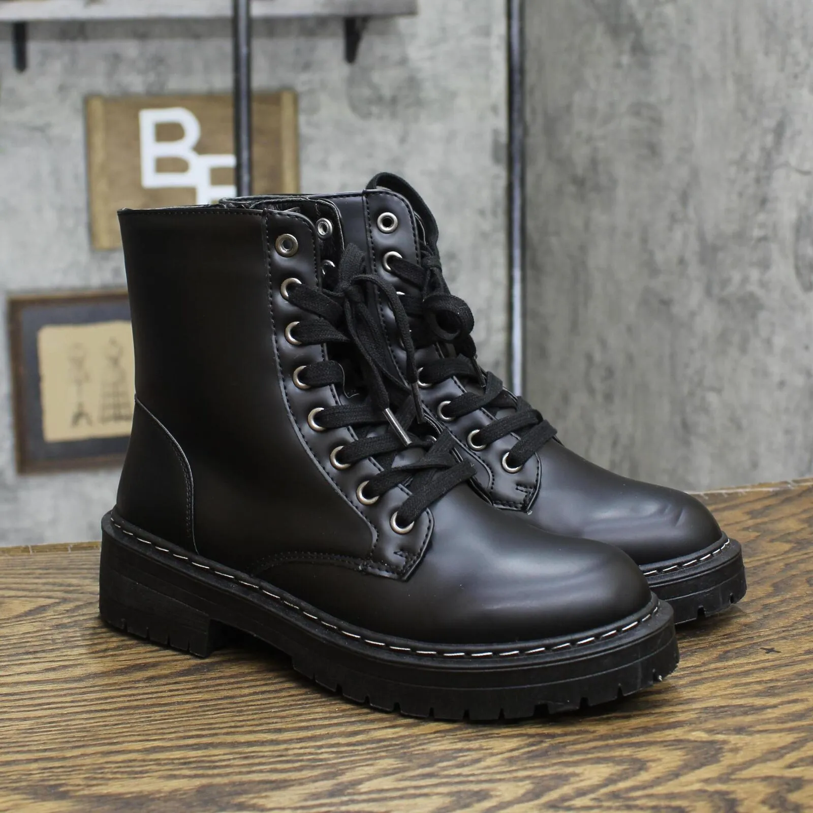 Sugar Womens Kaedy Faux Leather Combat & Lace-up Boots SGR-KAEDY Black 8M