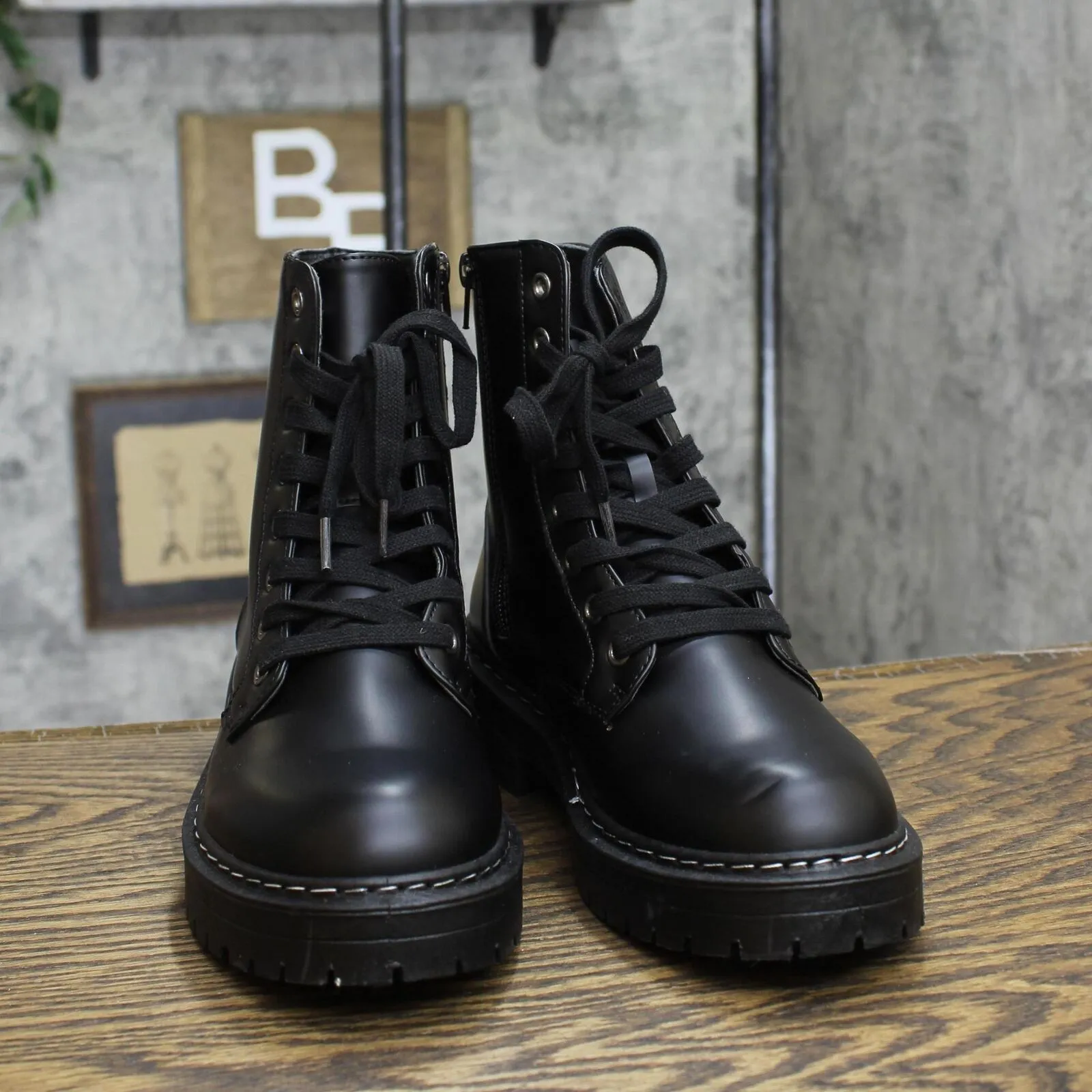 Sugar Womens Kaedy Faux Leather Combat & Lace-up Boots SGR-KAEDY Black 8M