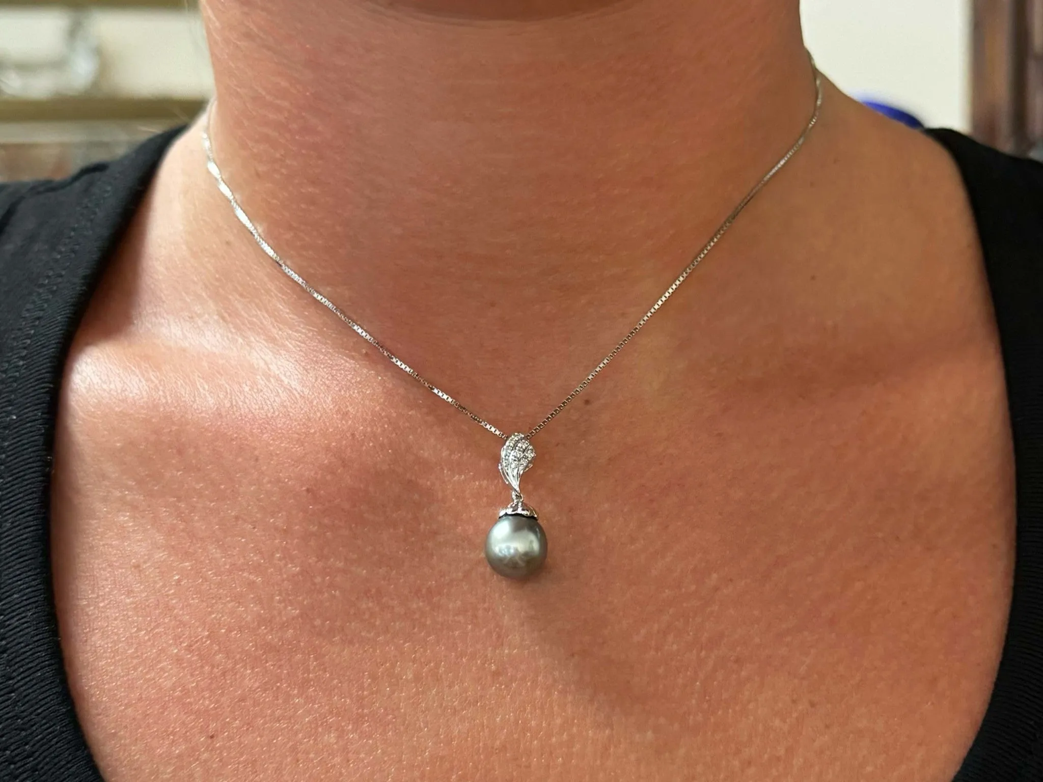Tahitian Pearl Diamond Pendant Necklace 14k and 18k White Gold