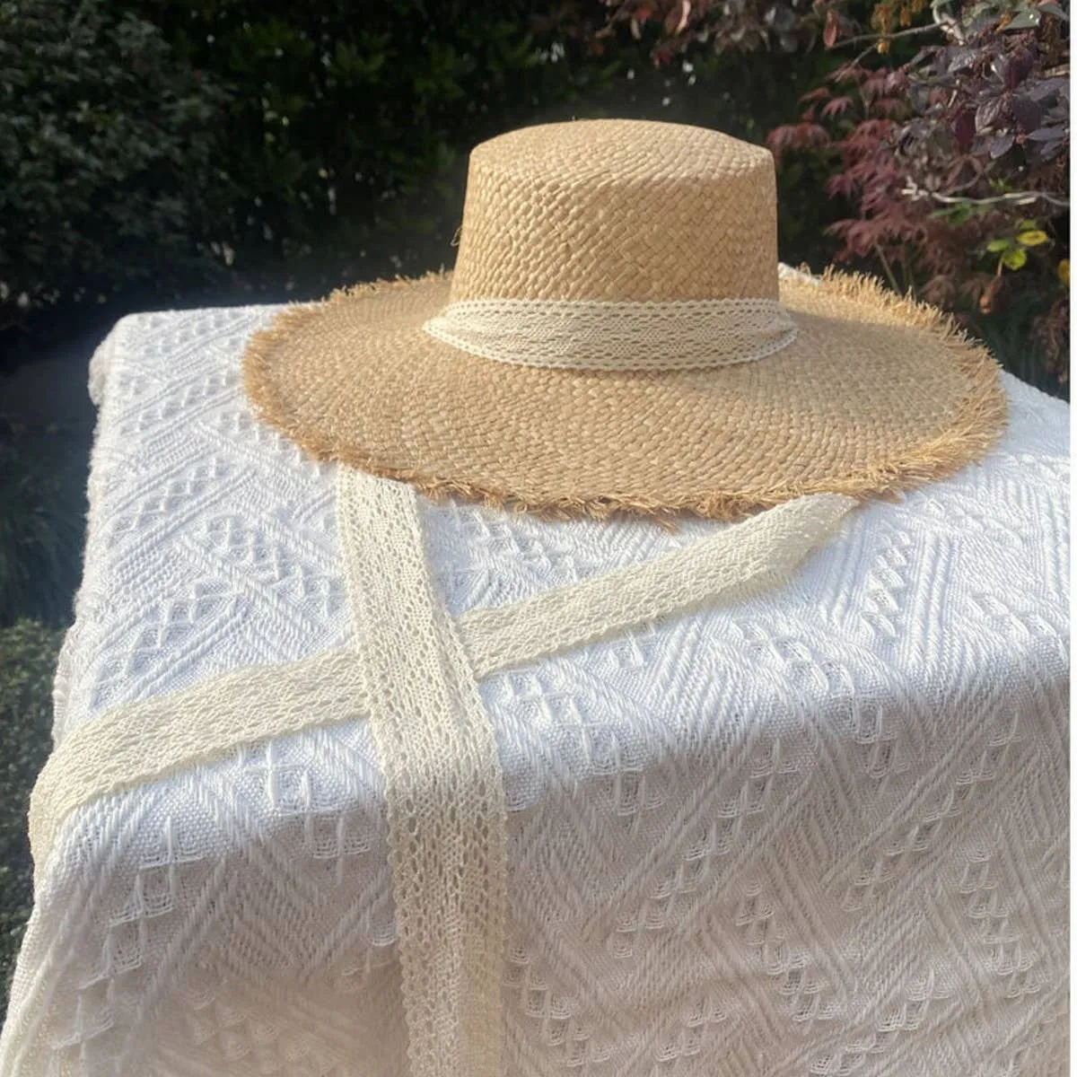 TASSEL EDGE WOVEN FEDORA HATS STRAW WITH BOW TIE_CWAH1154: BEIGE3 / (OS) 1