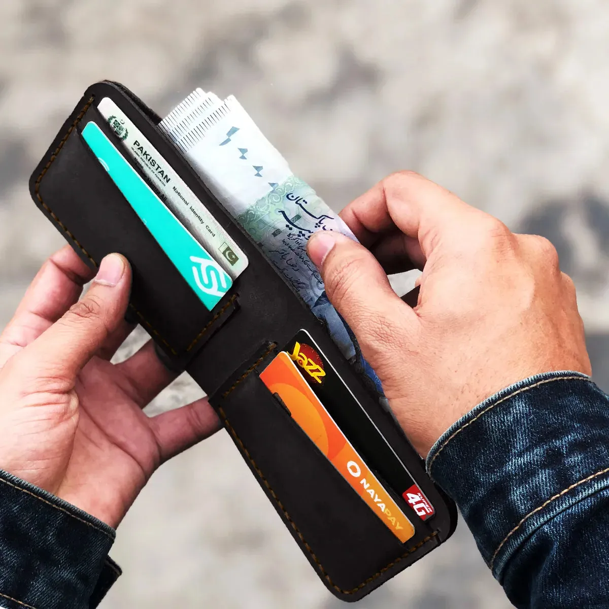 Wolf - The Eon A Leather Bifold Wallet