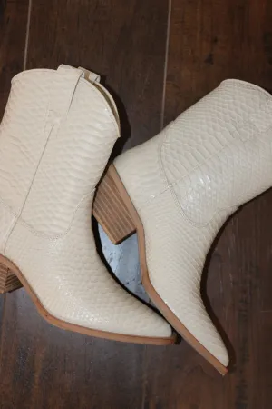 Zou Zou Boot